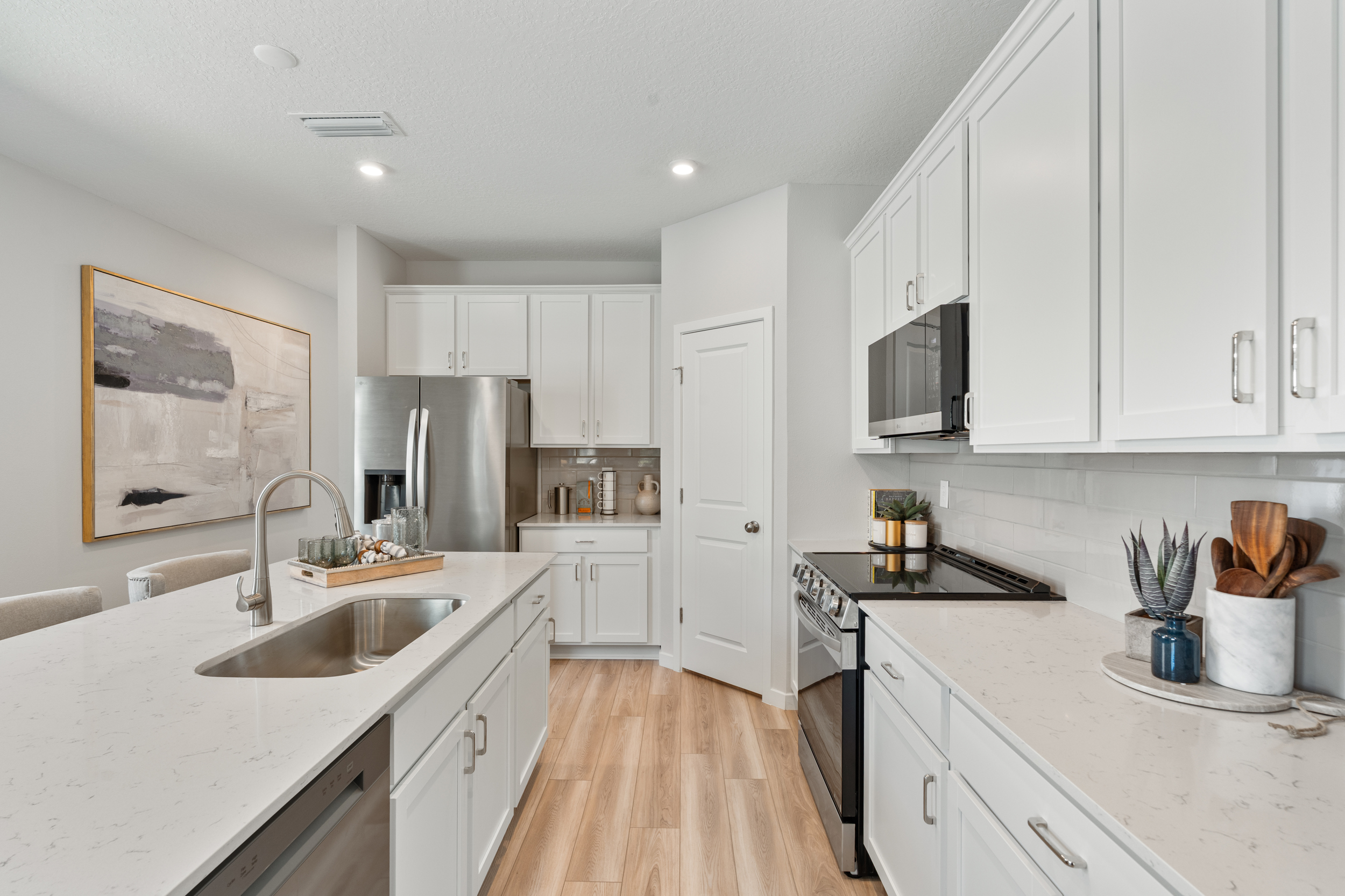 Captiva Model Kitchen at Seminole Palms