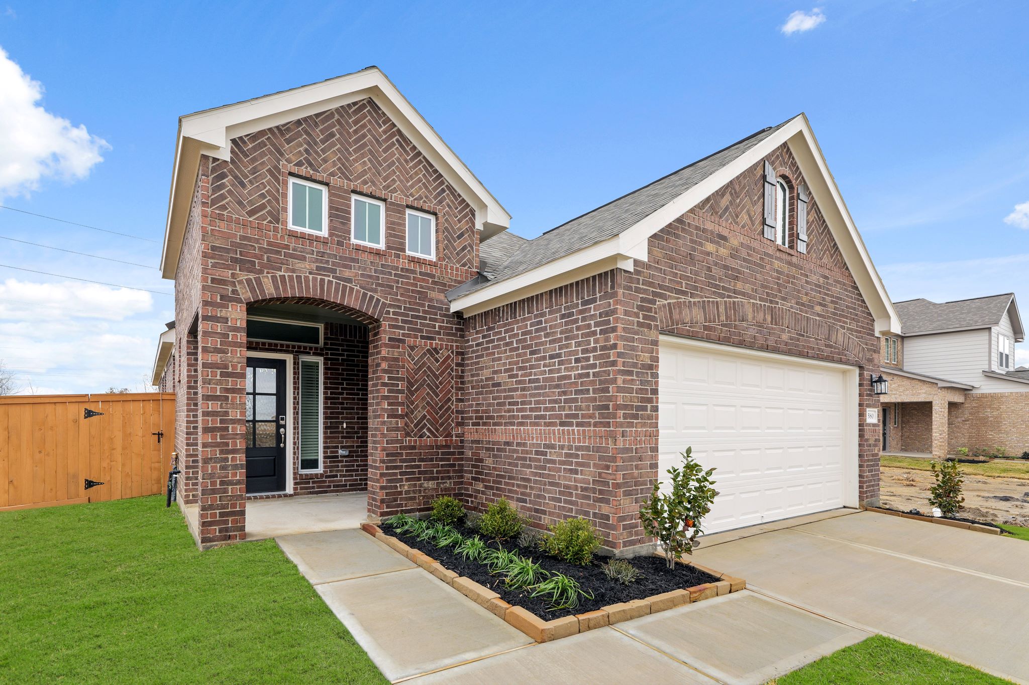 040113 580 Long Branch Drive