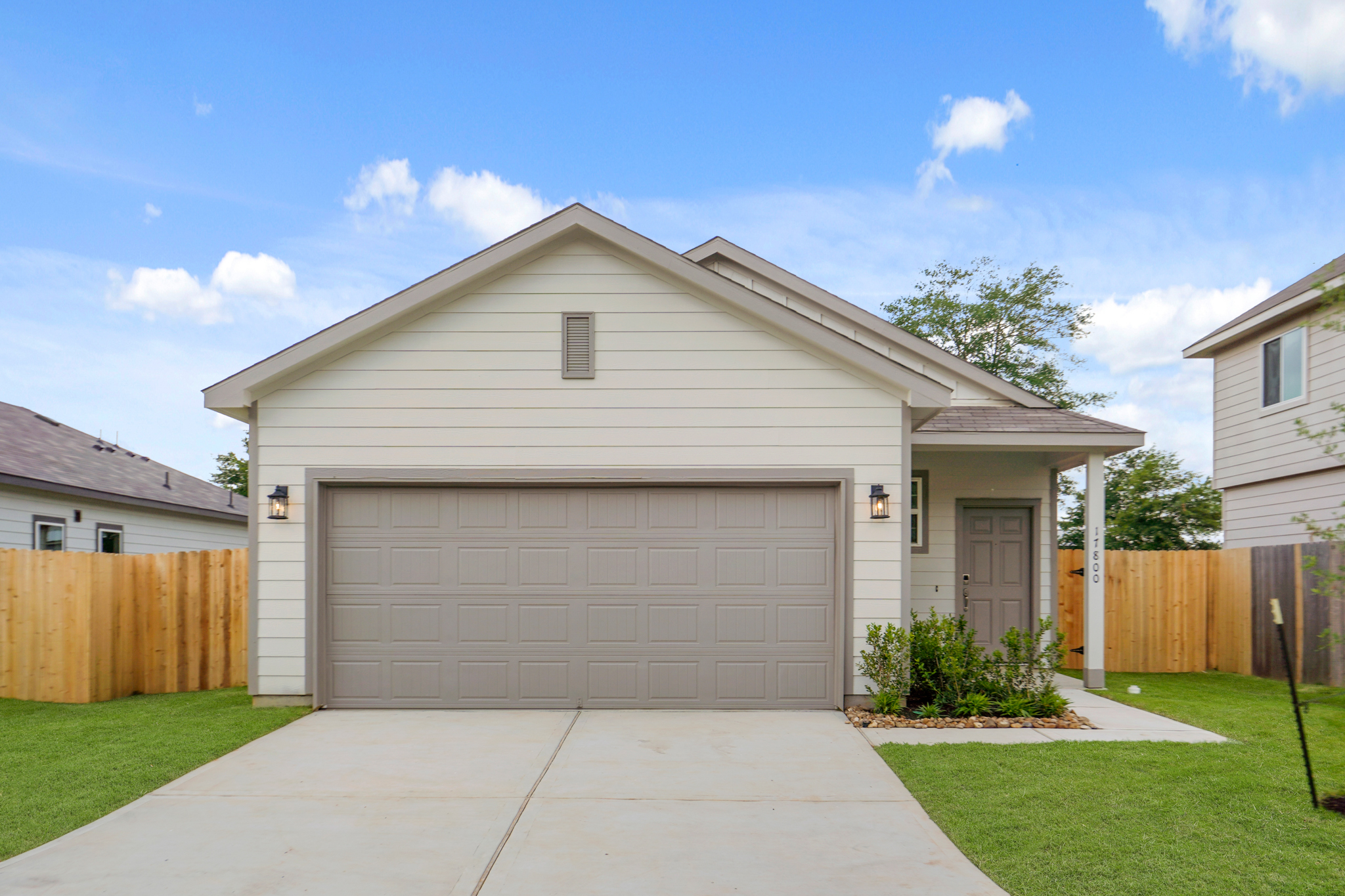 020105 17800 Lionheart Road